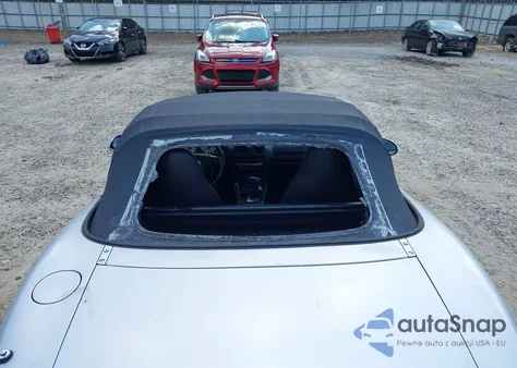 2001 Mazda Mx-5 Miata Ls/Special Edition from USA, damaged, VIN JM1NB353X10202124